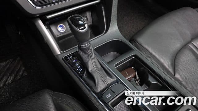 Hyundai LF Sonata 2.0 Smart, 2015 9