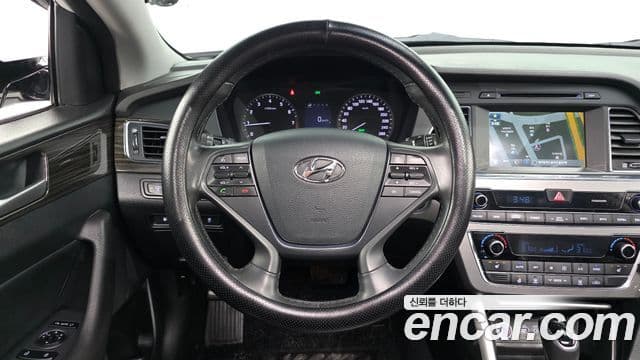 Hyundai LF Sonata 2.0 Smart, 2015 13