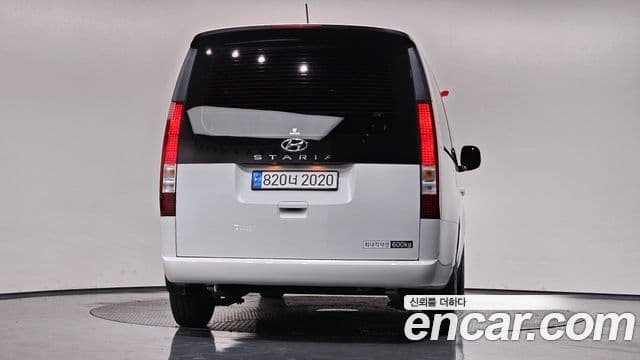 Hyundai Staria Modern, 2023 4