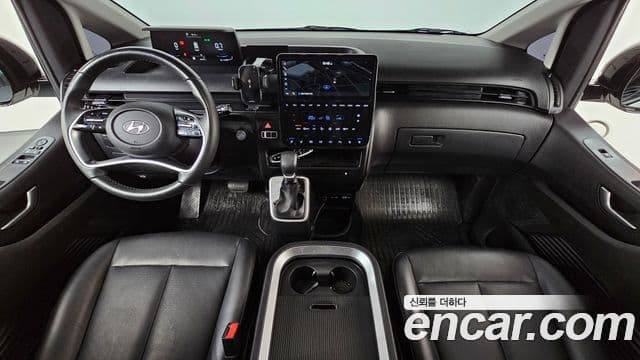 Hyundai Staria Modern, 2023 7