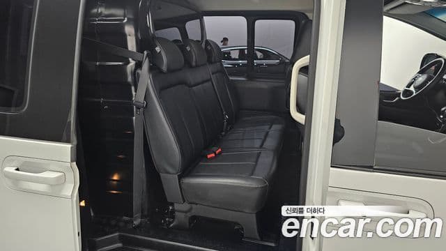 Hyundai Staria Modern, 2023 12