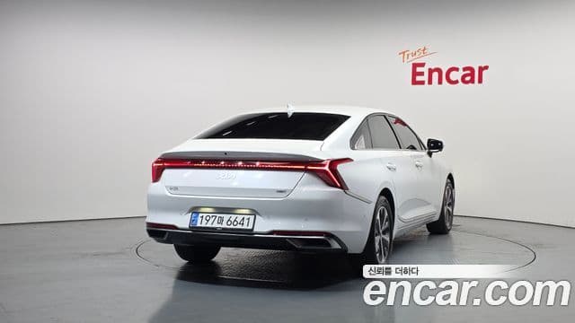 Kia K8 гибрид Noblesse, 2024 4