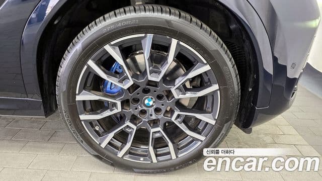 BMW X6 (G06) xDrive40i M Sport, 2025 все фото