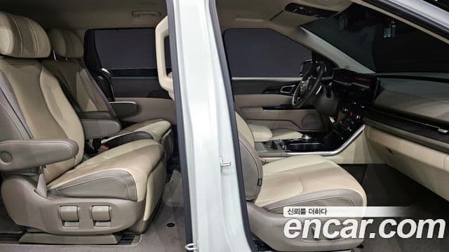 Kia Carnival 4세대 Signature, 2022 10