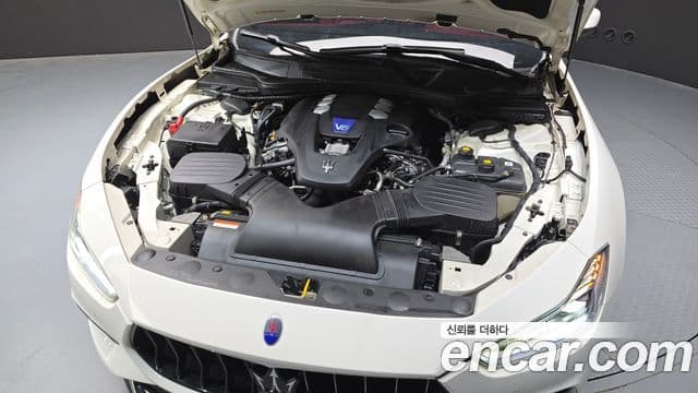 Maserati 기블리 3세대, 2018 6