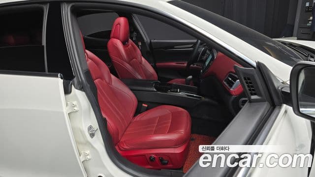 Maserati 기블리 3세대, 2018 12