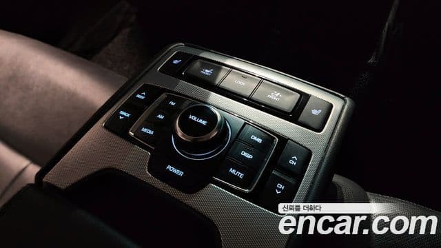 Genesis G80 Luxury, 2017 18