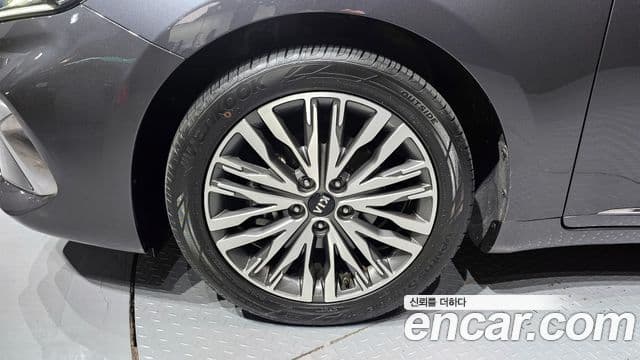 Kia K7 Premier гибрид Noblesse, 2020 все фото