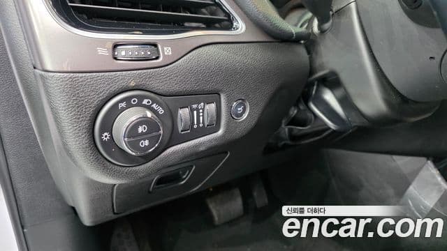 Jeep Cherokee(KL) 2.4 Limited AWD, 2021 9