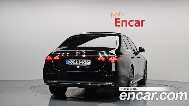 Mercedes-Benz E-класс W214 Exclusive, 2024 4