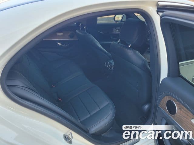 Mercedes-Benz E-класс W213 Exclusive, 2022 12