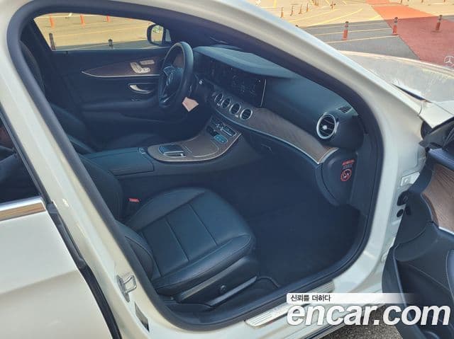 Mercedes-Benz E-класс W213 Exclusive, 2022 13