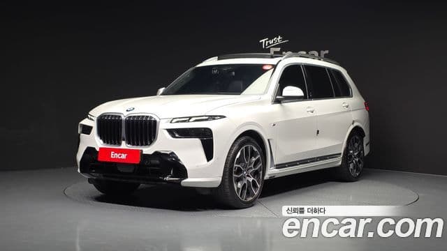 BMW X7 (G07) xDrive 40i M Sport 6인승, 2025 1