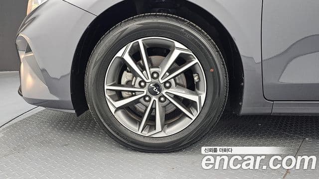 Kia The / новый New K3 2세대 Prestige, 2023 все фото