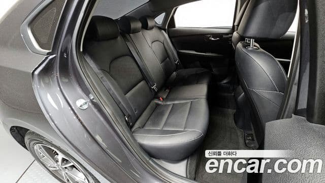 Kia The / новый New K3 2세대 Prestige, 2023 12