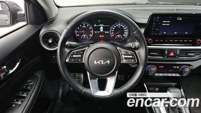 Kia The / новый New K3 2세대 Prestige, 2023 13