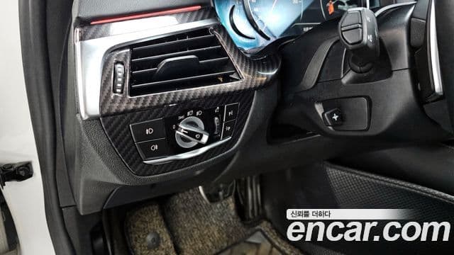 BMW 5시리즈 (G30) 520d M Sport Plus, 2018 18