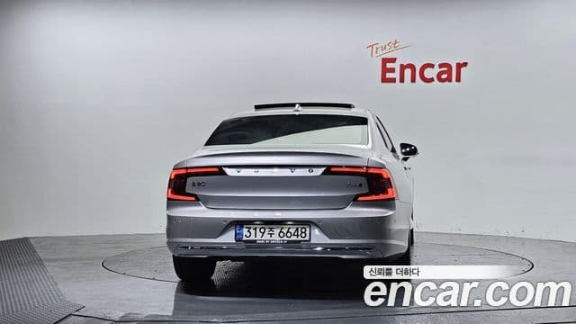 Volvo S90 B6 AWD Inscription, 2022 4