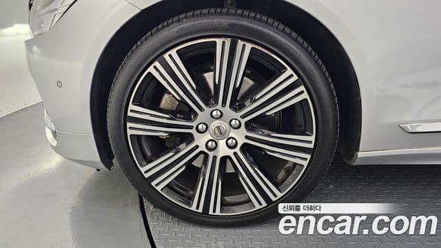 Volvo S90 B6 AWD Inscription, 2022 все фото