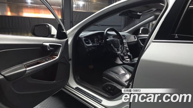 Volvo S60 2세대, 2017 все фото