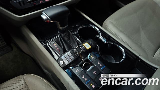 Kia The / новый New Carnival Prestige, 2019 9