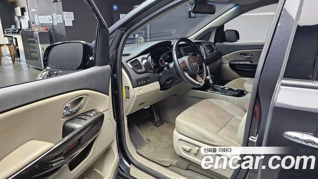 Kia The / новый New Carnival Prestige, 2019 11