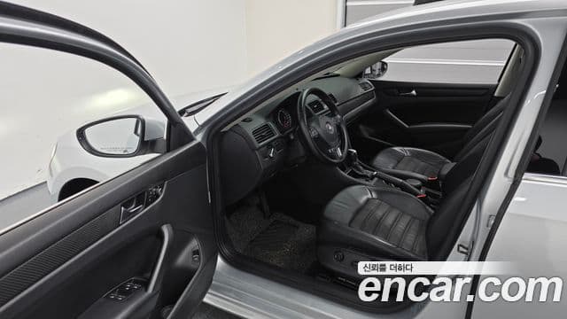 Volkswagen The / новый New Passat B7, 2013 11