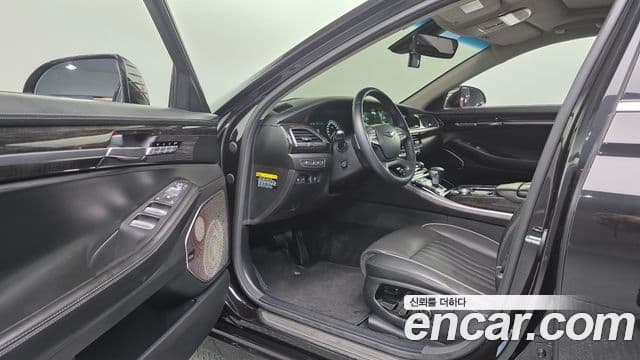 Genesis EQ900 Prestige, 2018 13