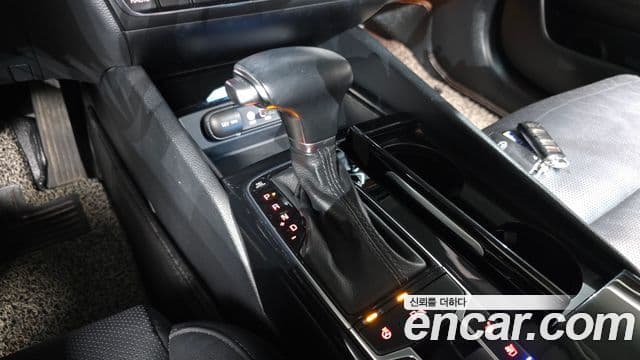 Kia All New K7 3.0 LPI Luxury (арендный автомобиль), 2017 9