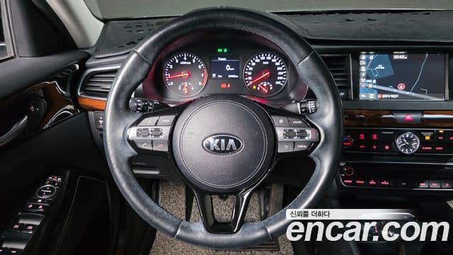 Kia All New K7 3.0 LPI Luxury (арендный автомобиль), 2017 14