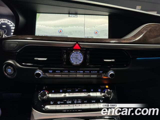 Genesis EQ900 Premium Luxury, 2018 17