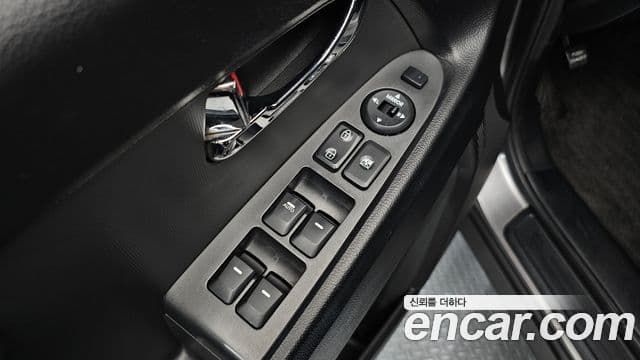 Kia Sportage R топовая версия, 2013 12