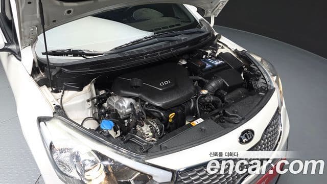 Kia K3 Trendy, 2013 6