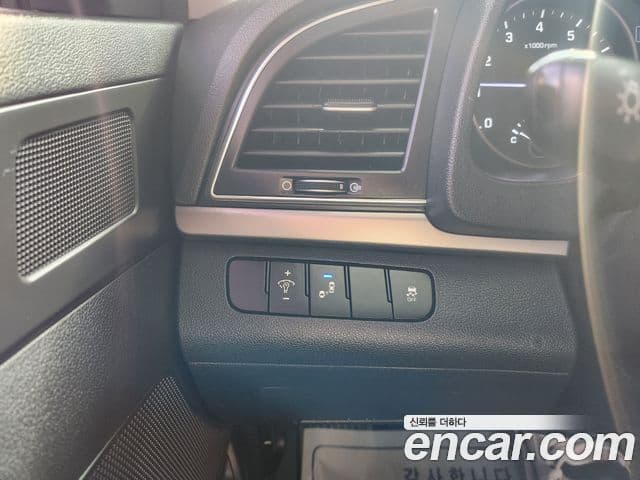 Hyundai Avante AD 1.6 GDI Value Plus, 2018 18