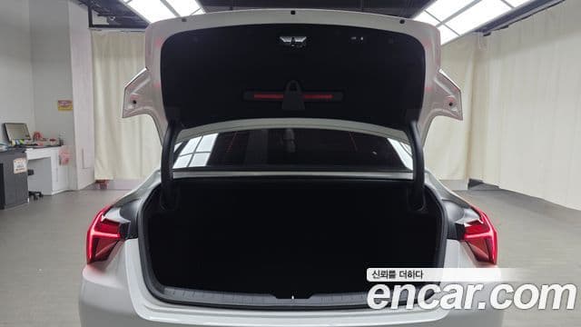 Kia K8 гибрид Noblesse, 2023 20