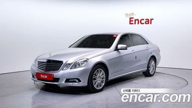 Mercedes-Benz E-класс W212 E300 Elegance, 2010 1