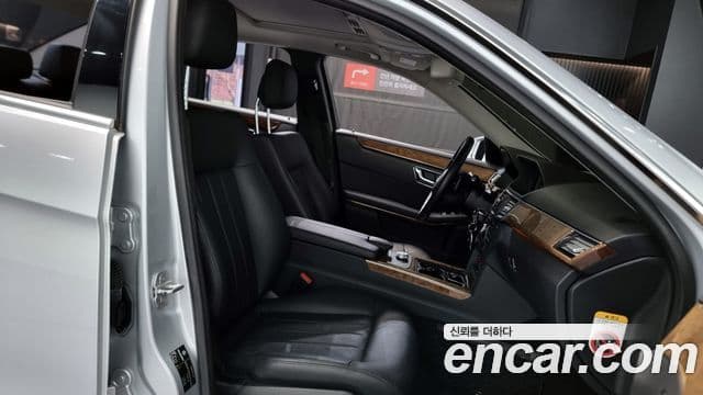 Mercedes-Benz E-класс W212 E300 Elegance, 2010 10