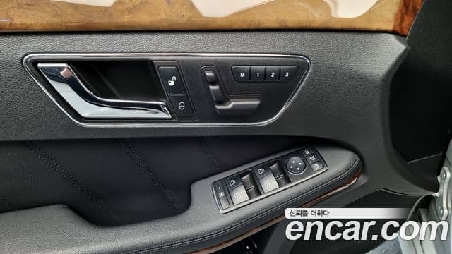 Mercedes-Benz E-класс W212 E300 Elegance, 2010 17