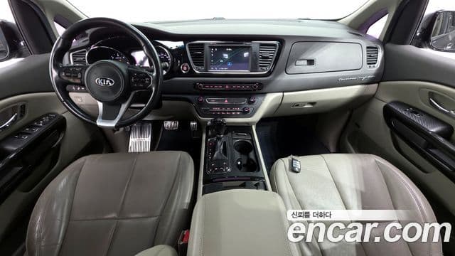 Kia All New Carnival Noblesse, 2016 7