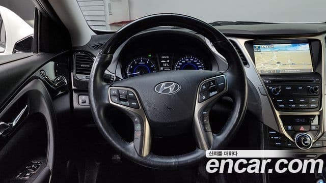 Hyundai Grandeur HG Modern, 2014 13