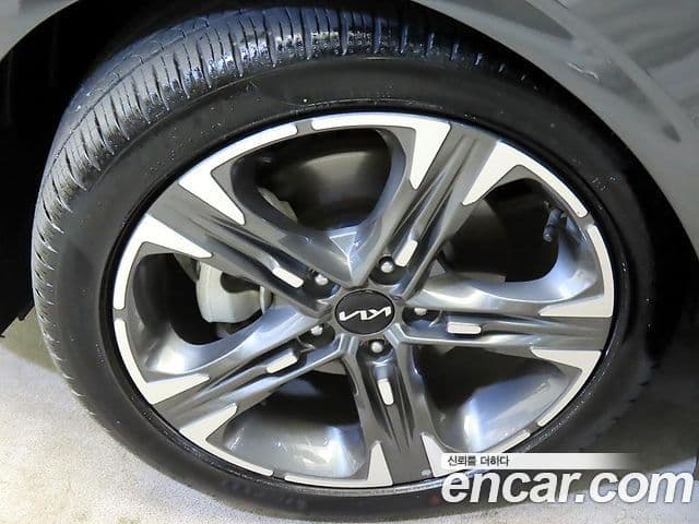 Kia K5 3세대 Signature, 2022 19