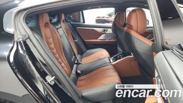 BMW 8시리즈 (G15) M850i xDrive Gran Coupe, 2023 12