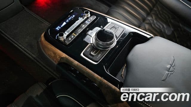 Genesis G90 лимузин Prestige, 2019 18