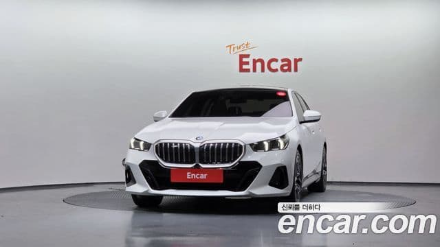 BMW 5시리즈 (G60) 520i M Sport, 2024 3