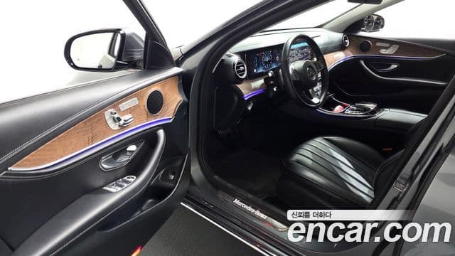 Mercedes-Benz E-класс W213 Exclusive, 2017 11