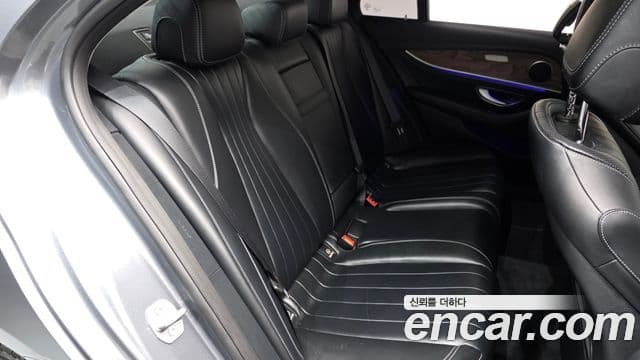 Mercedes-Benz E-класс W213 Exclusive, 2017 12