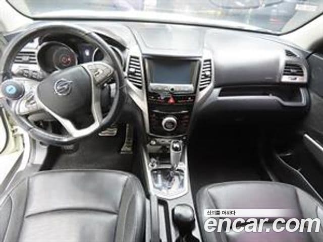 KG모빌리티(SsangYong) Tivoli люксовая версия, 2016 10