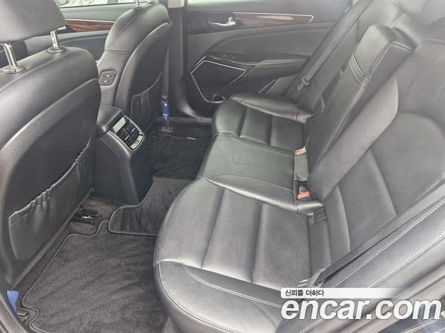 Kia All New K7 Prestige, 2016 11