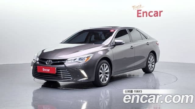 Toyota New 캠리 2.5 XLE, 2017 1
