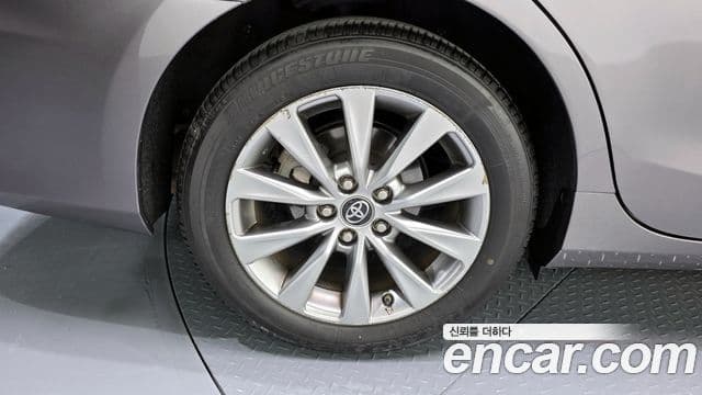 Toyota New 캠리 2.5 XLE, 2017 все фото